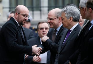 En la mira. Charles Michel, primer ministro belga (i) era un potencial objetivo de los terroristas.