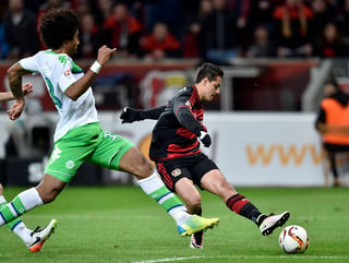 Javier 'Chicharito' Hernández llegó a 15 goles en la Bundesliga, ocupa el cuarto lugar en la tabla de goleadores. (AP)