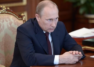 “Aunque Putin no figura de facto (en la investigación), para nosotros está claro que el objetivo principal de esta filtración es nuestro país y nuestro presidente”, declaró el portavoz del Kremlin. (ARCHIVO)