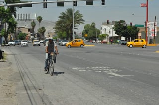 Seguridad. Para el colectivo Bicionarias Laguna, Torreón ha avanzado poco en infraestructura. (GUADALUPE MIRANDA)