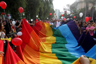 Campaña. Este mes se realizarán acciones para promover la inclusión de familias integradas por personas del mismo sexo. (EL SIGLO DE TORREÓN)