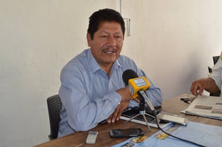 Acude. El candidato a la presidencia municipal de Lerdo por parte de Morena, José Jacobo Femat, recorre el área rural y urbana. (EL SIGLO DE TORREÓN)