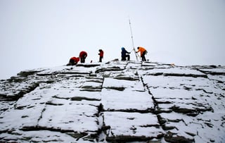 Los organizadores del viaje, en el que participaron 12 científicos de Australia, Estados Unidos y Sudáfrica, eligieron una de las contadas partes de la Antártida donde el suelo rocoso queda expuesto en la superficie durante el verano austral. (ARCHIVO)