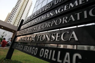 El Consorcio Internacional de Periodistas de Investigación reportó el lunes que las actividades del despacho panameño Mossack Fonseca incluían establecer compañías offshore para personas que tenían roces con la ley. (ARCHIVO)