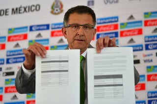 Pese a que estaba considerado para formar parte de la selección mexicana que disputará la Copa América Centenario 2016, el delantero Giovani Dos Santos declinó el llamado, señaló el técnico Juan Carlos Osorio. (Jam Media)