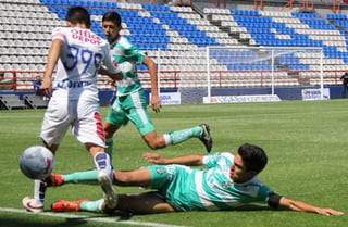 El partido disputado en el Estadio Hidalgo por Tuzitos y Guerreritos, fue de mucha intensidad por parte de los protagonistas. (Cortesía Santos)