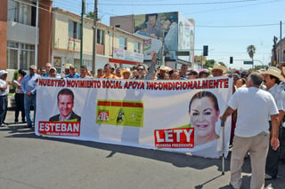 Se adhieren. Con una marcha, asociaciones dieron a conocer su adhesión a los proyectos de Leticia Herrera y Esteban Villegas. 
