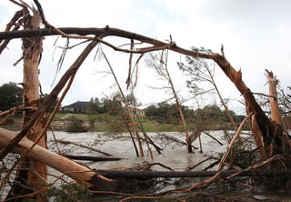 Las inundaciones son causadas por las intensas lluvias que se han registrado en los últimos tres días. (ARCHIVO)