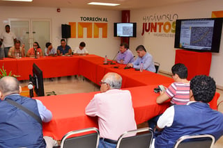 Señala que no tienen razón, pues, quienes se quejan de que no hay obra en Torreón o que la ciudad “está en el abandono”. (FERNANDO COMPEÁN)