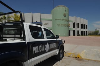 La unidad fue trasladada a los patios de la Vicefiscalia de Lerdo, donde fue puesta a disposición del Ministerio Público. (ARCHIVO)