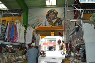 Imagen. Este es uno de los seis murales que se encuentran listos y que lucen en la parte alta del mercado Juárez. (GUADALUPE MIRANDA)