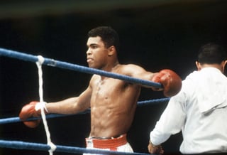 Muhammad Ali perdió la última batalla de su vida, pero quedará el legado de una trayectoria que marcó la historia del deporte de los puños. (EFE)