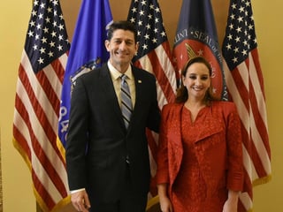 Lazos. La canciller Claudia Ruiz Massieu se encontró  con Paul Ryan, líder republicano de la Cámara de Representantes. (TWITTER) 