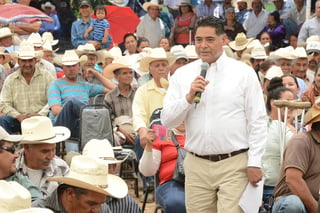 Acción. Jorge Herrera Caldera, mandatario estatal, resalta el trabajo de recuperación en el ganado tras la sequía.