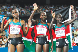 Atletas kenyanos y rusos han dado positivo en exámenes antidoping. (Archivo)