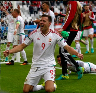 Hungría supera 2-0 a Austria en estreno del grupo F