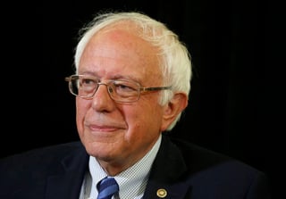 Sanders habló desde Vermont, una semana después de que Clinton consiguiera suficientes delegados y superdelegados confirmados para convertirse en la candidata presidencial de su partido. (ARCHIVO)