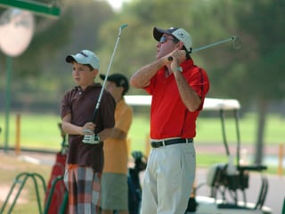 Los golfistas podrán jugar con sus hijos, en un torneo de convivencia que involucra en 9 hoyos, tres diferentes modalidades de juego. (Archivo)