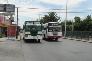 Servicio público. La Dirección de Movilidad dijo que se mantiene informados a los concesionarios sobre el proyecto del metrobús. (ARCHIVO) 
