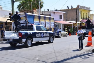Captura. Patrulleros de la Policía Municipal, detuvieron al menor por intento de robo. (ARCHIVO) 