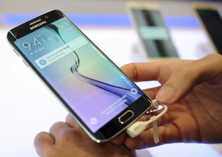 El estudio identificó a la marca Samsung con el primer lugar en términos de participación de mercado dentro del segmento, con 32.2 por ciento del total. (ARCHIVO)
