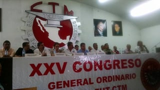 Cambian.  Tereso Medina Ramírez presidió ayer el XXV Congreso General Ordinario de la CTM. Cambia directiva local. (CORTESÍA)