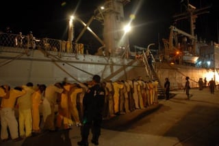 Buques. Los prisioneros son trasladados a las Islas Marías en buques de la Secretaría de Marina. 