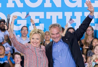 Elección. Hillary Clinton eligió al carismático Tim Kaine como compañero de fórmula. (EFE)