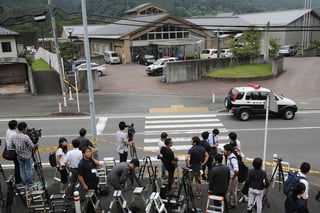 Crimen. La policía de Sagamihara acudió al lugar tras recibir  una llamada a las 2:30 horas.