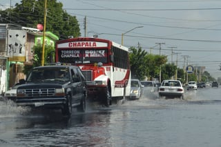 Vialidades. Las principales vialidades de Gómez Palacio se han visto afectadas por las fuertes lluvias registradas en estos días. (EL SIGLO DE TORREÓN)