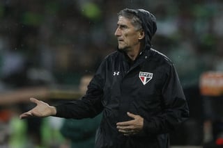 Edgardo Bauza tomará el puesto que dejó vacante Gerardo 'Tata' Martino, tras la Copa América Centenario. (EFE)