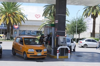 Afectaciones. Los constantes incrementos a los combustibles afectan a todos los mexicanos y los sectores productivos del país. (Ramón Sotomayor)