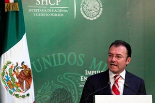 Reapertura. Luis Videgaray dijo que el bono a diez años fortalece la posición financiera del país.   