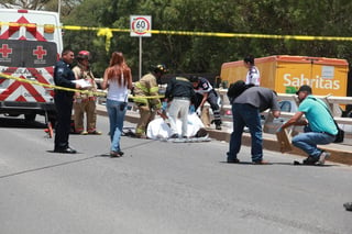 Arrollada. Una mujer murió al cruzar el bulevar Armando del Castillo Franco en la capital, y ser impactada por un automóvil.