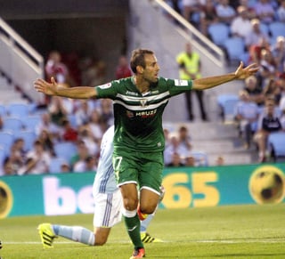 Víctor Díaz anotó el único gol del encuentro. (EFE)