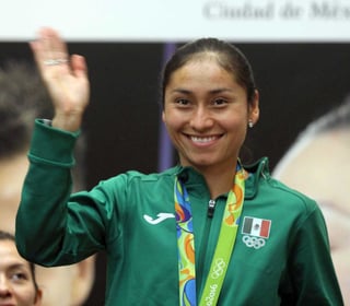 Lupita ofreció una conferencia de prensa conjunta con la taekwondoín María del Rosario Espinoza, el pentatleta Ismael Hernández y el clavadista Germán Sánchez, ganadores de presea en Río 2016.