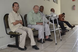 Panorama. En el asilo de ancianos que opera el DIF de  Gómez Palacio, el 90 por ciento de los 40 huéspedes que lo habitan fueron abandonados por sus hijos y familiares. (EDITH GONZÁLEZ) 