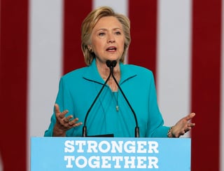 Indagan. Unos 30 correos electrónicos que tiene Hillary Clinton podrían estar relacionados con el ataque en Bengasi.
