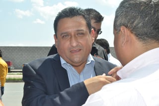 Opinión. El secretario general de la sección 38 del SNTE Xicoténcatl de la Cruz García, estuvo ayer de visita en Torreón.