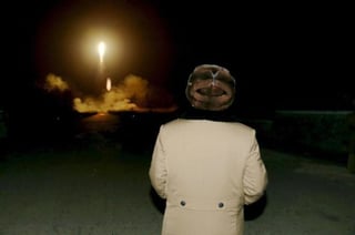 Corea del Norte ya llevó a cabo el pasado enero su cuarta prueba nuclear, en la que aseguró haber detonado una bomba de hidrógeno, algo que los expertos ponen en duda. (ARCHIVO)