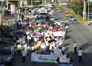 Se unen. Unas 4 mil personas de La Laguna de Durango y Coahuila participaron en las marchas en defensa de la familia.