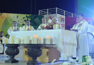 Eucaristía. La ceremonia por el 109 aniversario de Torreón, fue presidida por el obispo José Guadalupe Galván Galindo. 