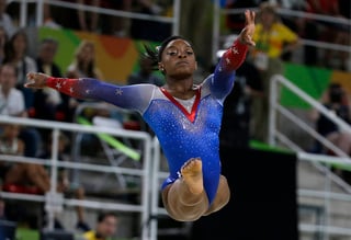 Simone Biles consiguió cinco medallas en los Juegos Olímpicos de Río de Janeiro, cuatro de oro y una de bronce. AMA: Hackers rusos publican información médica de atletas 