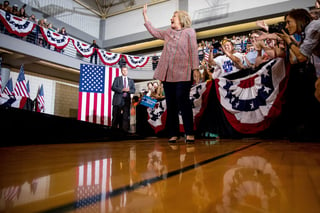 Hillary Clinton retomó hoy su campaña tras sufrir neumonía. (AP) 
