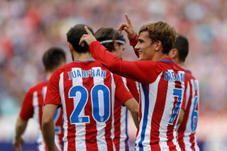 Atlético de Madrid ganó 1-0 al Deportivo de la Coruña, con anotación del francés Antoine Griezmann. (AP)