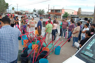 Dice. La alcaldesa de Mapimí, Judith Marmolejo de la Cruz aseguró que serán adquiridas estas dos unidades recolectoras.  (CORTESÍA)