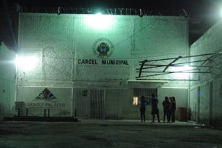 Menos. Los conductores detenidos en estado de ebriedad, van a la baja en el municipio de Gómez Palacio. (ARCHIVO)