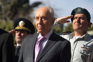 JERUSALÉN (ISRAEL).- Fotografía de archivo del 20 de enero de 2014 del expresidente israelí Simón Peres en un acto en Jerusalén (Israel). Peres murió hoy, 28 de septiembre de 2016, a la edad de 93 años. EFE