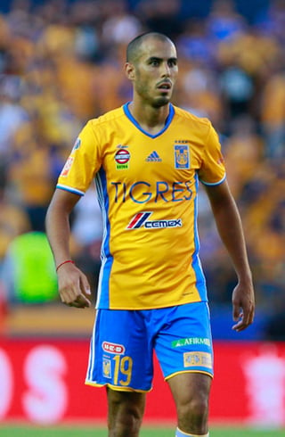 
Pizarro, de 26 años, llamó la atención del seleccionador Edgardo Bauza, quien le dio la oportunidad de llegar a la Albiceleste, la cual quedó cerca de integrar para la Copa América Centenario. (ARCHIVO)
