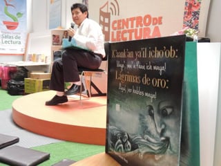 Ejemplo. Escritor maya gana premio de Literaturas Indígenas de América.